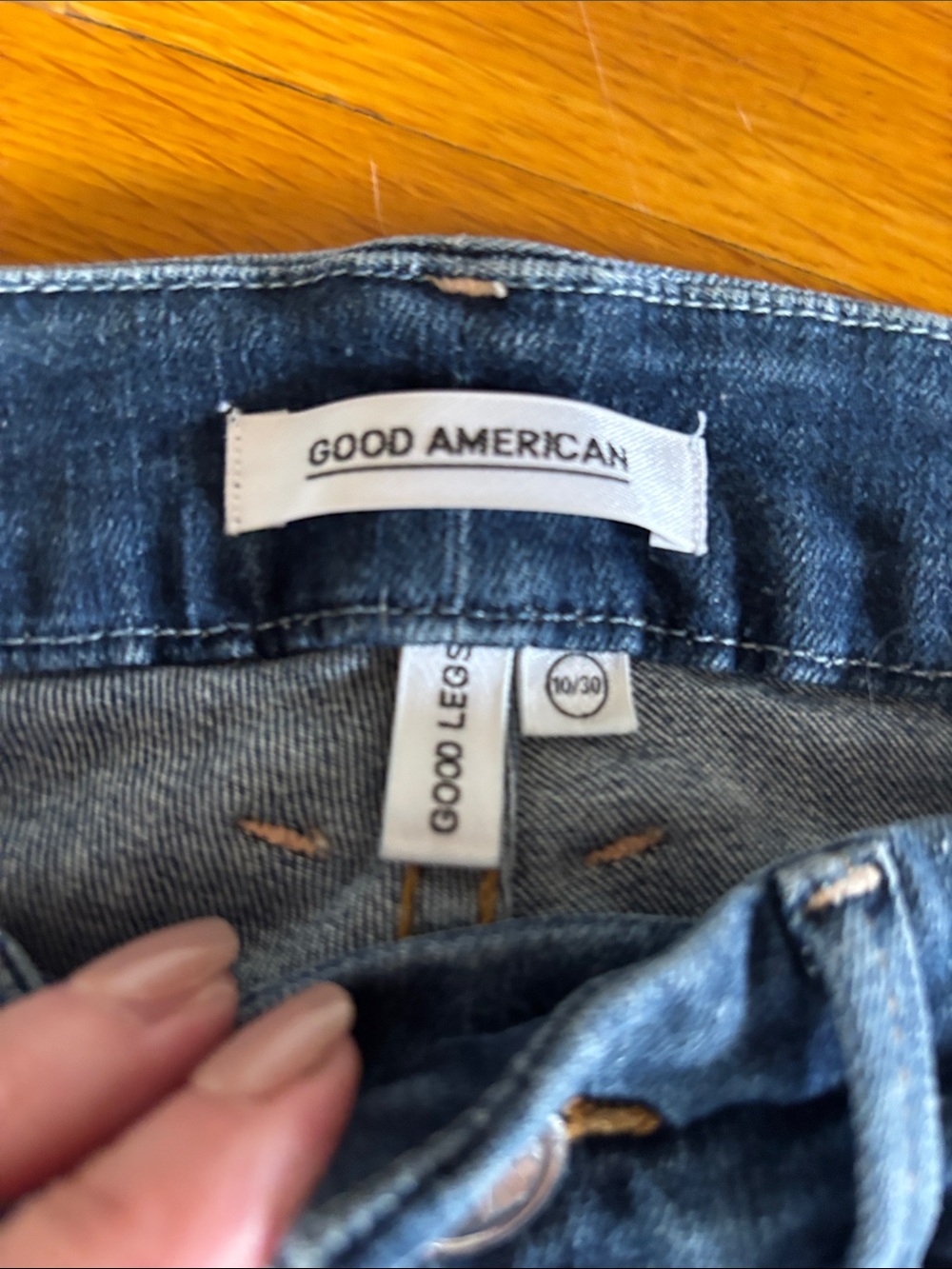Good American Indigo Skinny Jeans - Picture 2 of 9